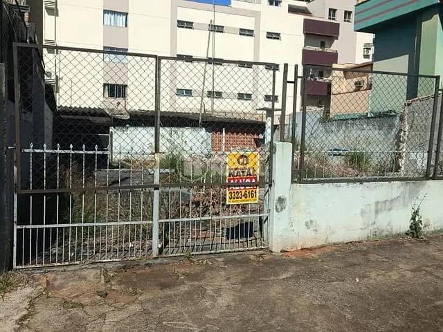 Casa 2 quartos e 1 banheiro, para alugar, no bairro Vitória em Londrina