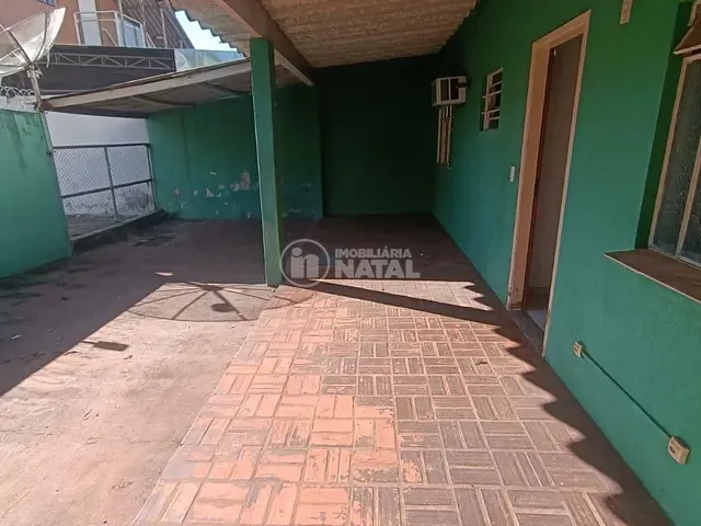 Casa 2 quartos e 1 banheiro, para alugar, no bairro Vitória em Londrina