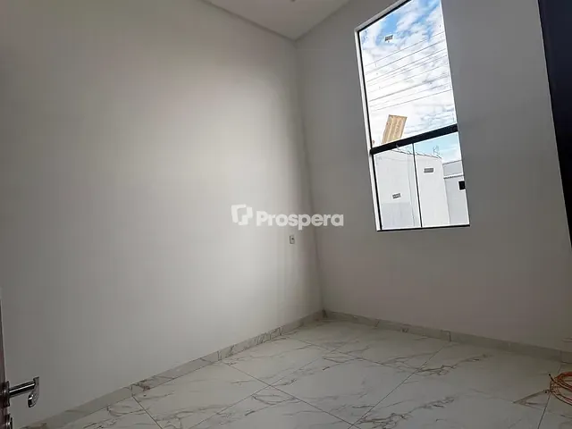 Casa com 180m² 3 quartos e 2 banheiros, à venda, no bairro Gran Ville em Anápolis