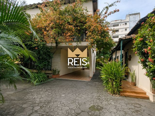 Casa com 750m² 3 quartos e 3 banheiros, à venda, no bairro Campo Grande em Rio de Janeiro
