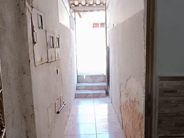 Casa 2 quartos e 1 banheiro, à venda, no bairro Guarani em Belo Horizonte
