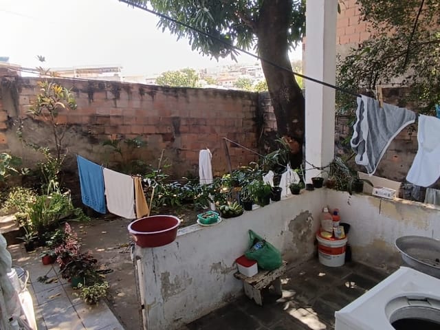 Casa 2 quartos e 1 banheiro, à venda, no bairro Guarani em Belo Horizonte