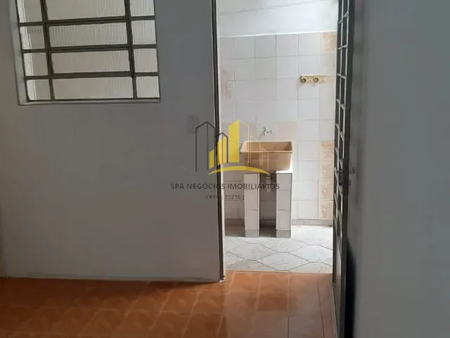 Casa com 180m² 3 quartos e 2 banheiros, à venda, no bairro Vila Ré em São Paulo