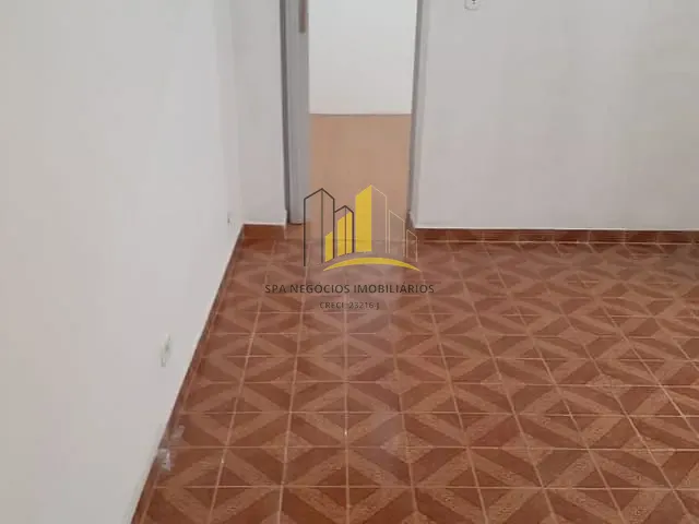 Casa com 180m² 3 quartos e 2 banheiros, à venda, no bairro Vila Ré em São Paulo