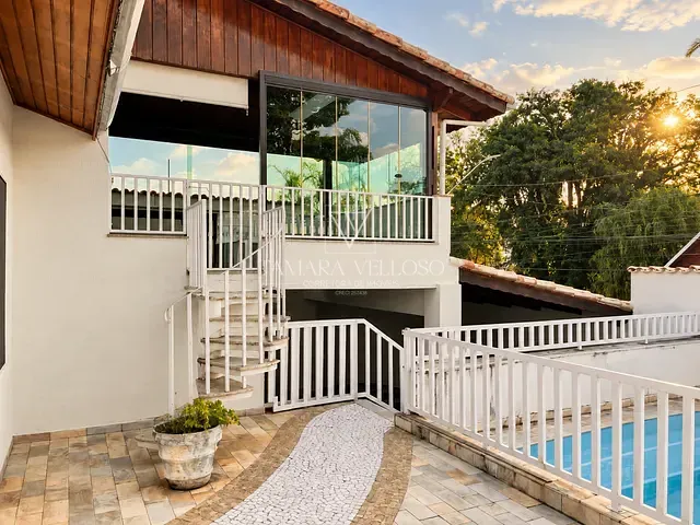 Casa com 360m² 3 quartos e 3 banheiros, à venda, no bairro Vila Oliveira em Mogi das Cruzes