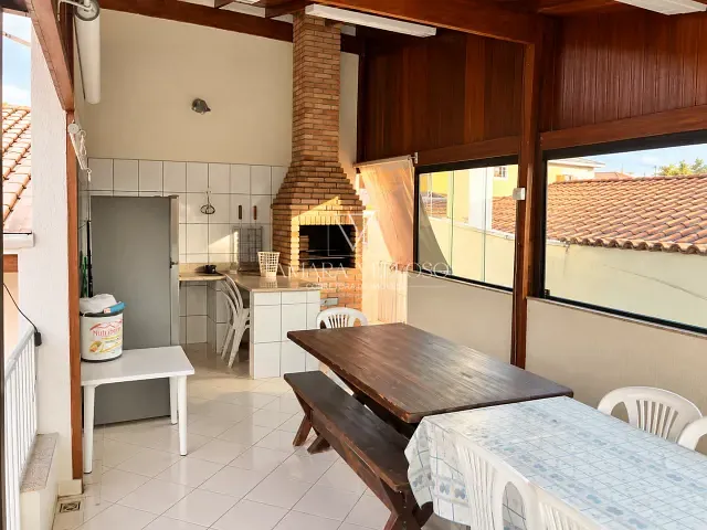 Casa com 360m² 3 quartos e 3 banheiros, à venda, no bairro Vila Oliveira em Mogi das Cruzes