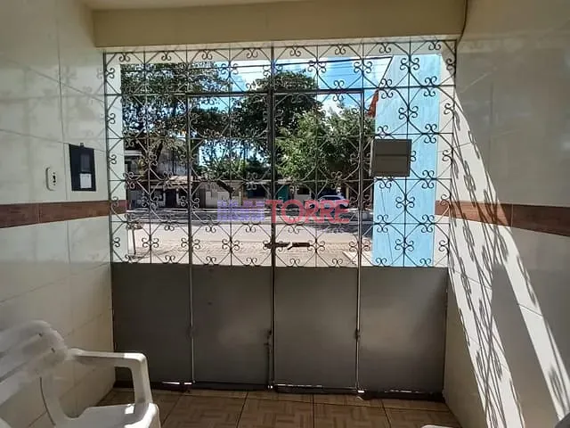 Casa 3 quartos e 2 banheiros, à venda, no bairro Malhado em Ilhéus