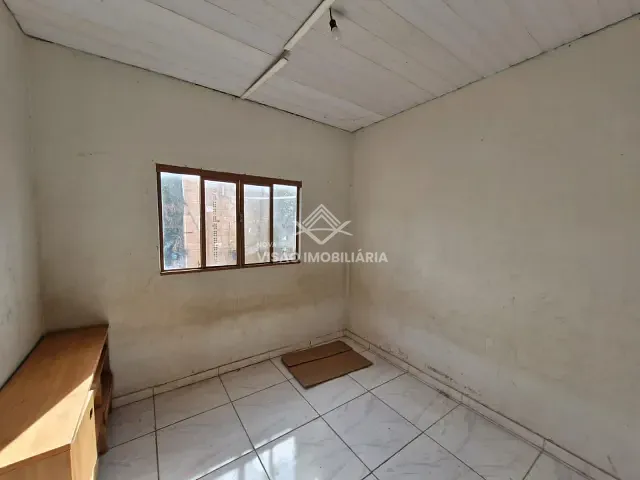 Casa 2 quartos e 1 banheiro, para alugar, no bairro parque das araras em Sinop