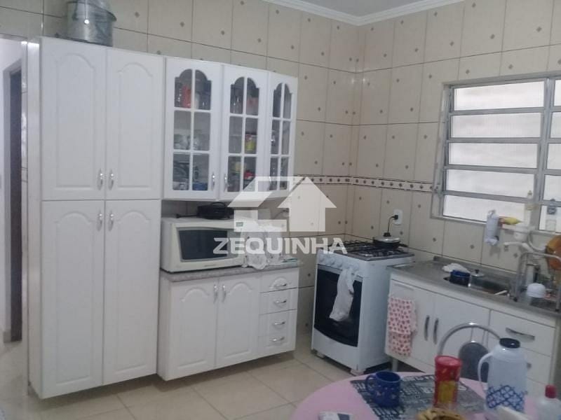 Casa à venda com 4 quartos, 179m² - Foto 6