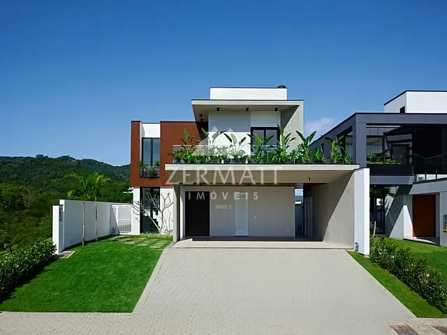 Casa com 307m² 3 quartos e 4 banheiros, à venda, no bairro Velha em Blumenau