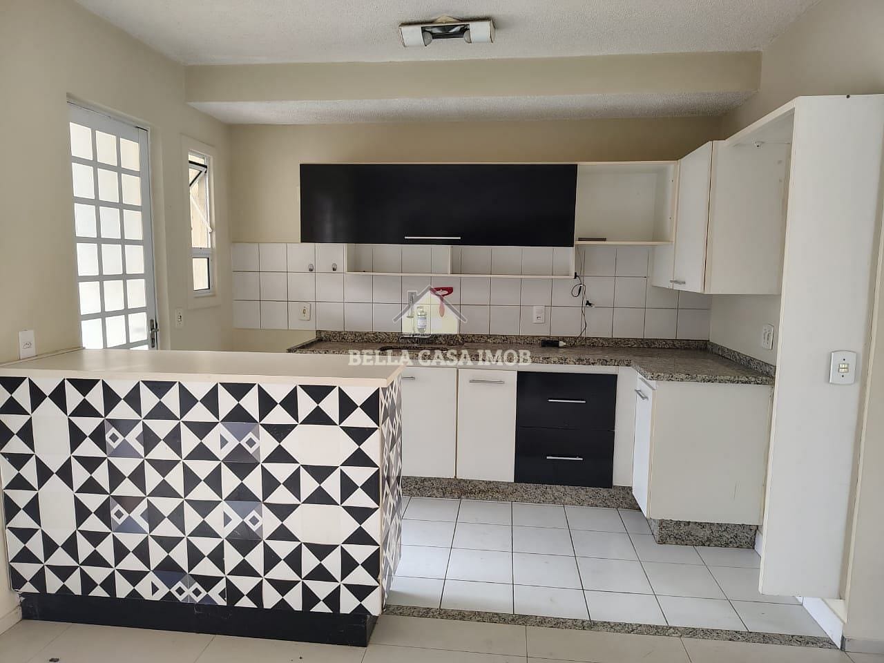 Casa à venda com 2 quartos, 64m² - Foto 19