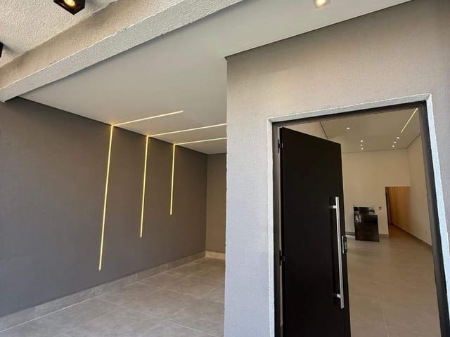 Casa com 204m² 3 quartos e 4 banheiros, à venda, no bairro Vila Caputera em Mogi das Cruzes