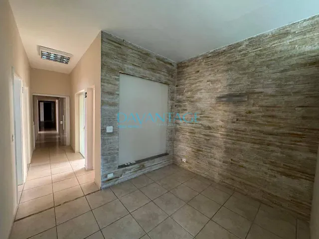 Casa com 345m², para alugar, no bairro Lapa em São Paulo