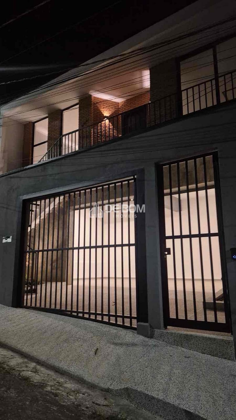 Casa à venda com 4 quartos, 270m² - Foto 10