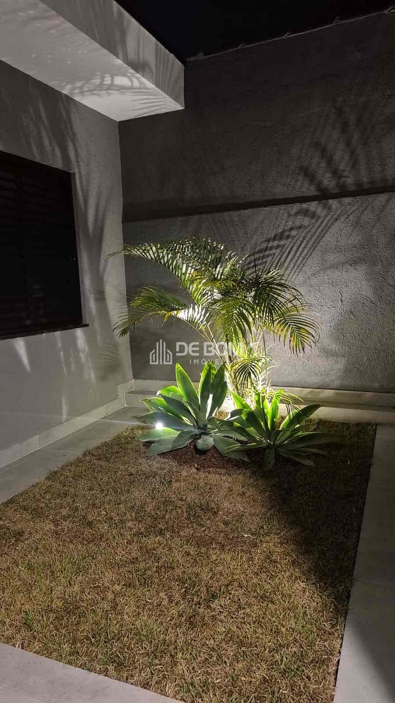 Casa à venda com 4 quartos, 270m² - Foto 13