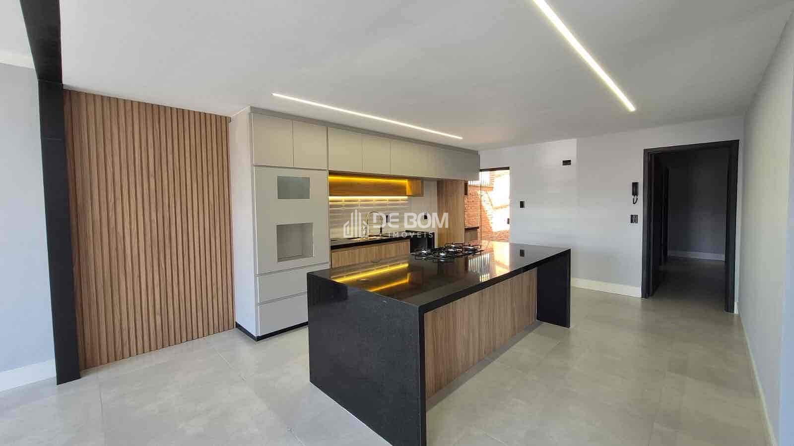 Casa à venda com 4 quartos, 270m² - Foto 17