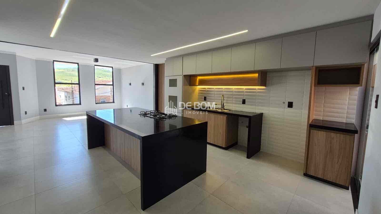 Casa à venda com 4 quartos, 270m² - Foto 19