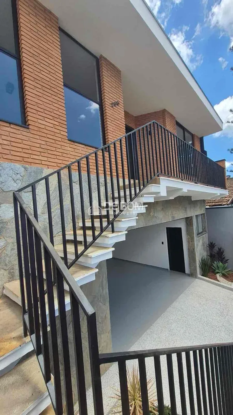 Casa, 4 quartos, 270 m² - Foto 2
