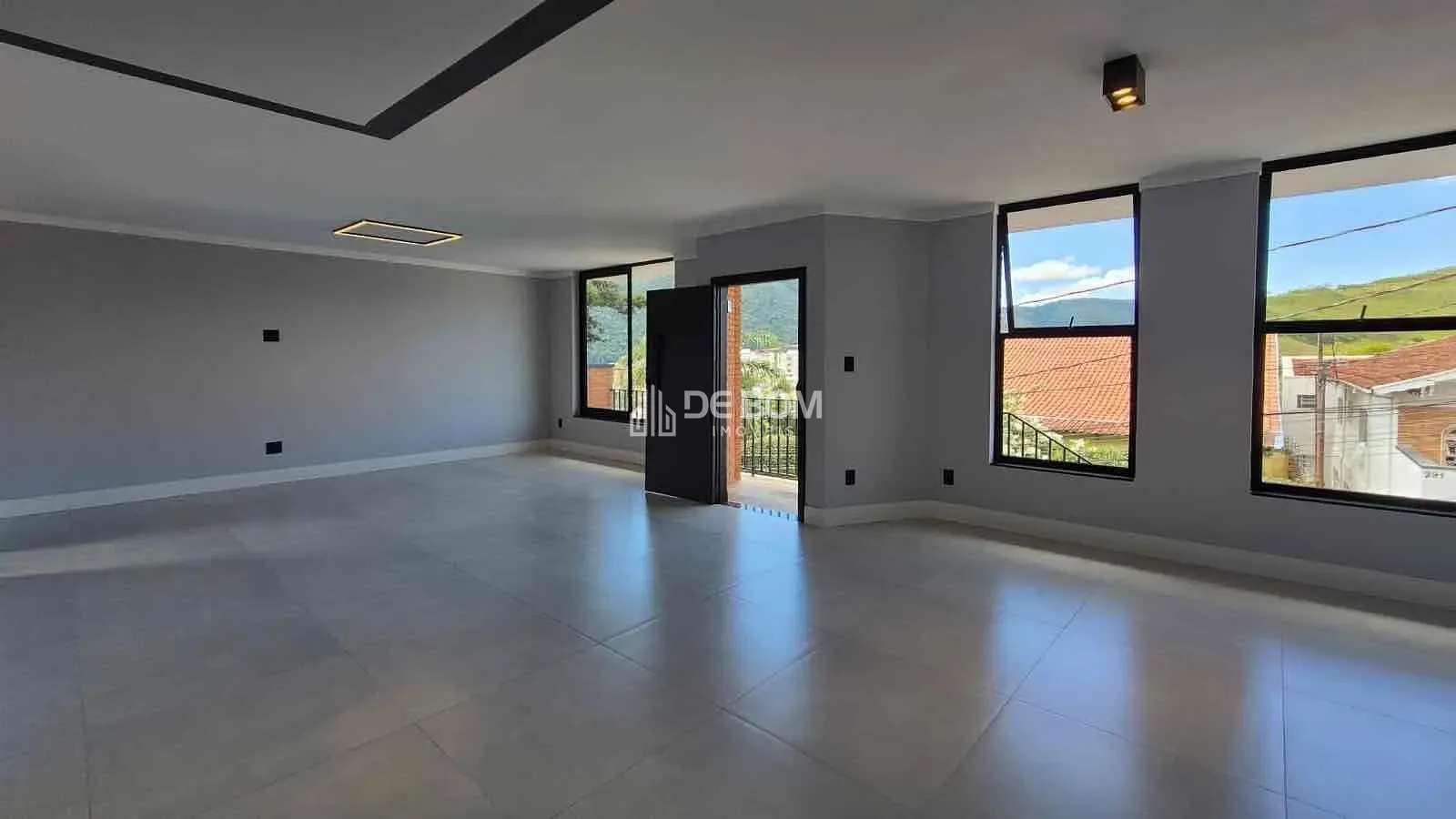 Casa, 4 quartos, 270 m² - Foto 14