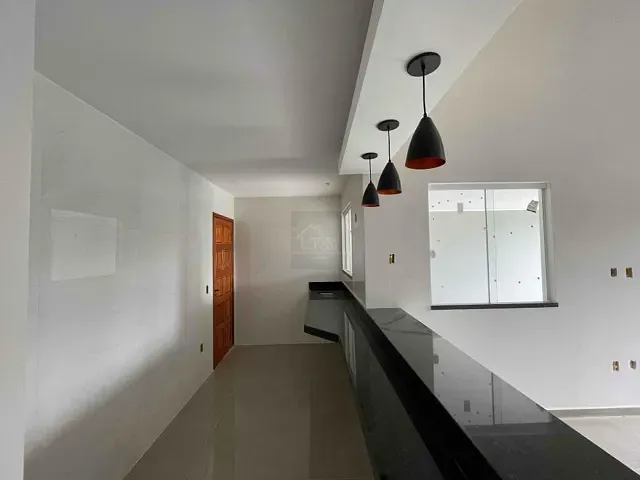 Casa com 240m² 3 quartos e 2 banheiros, à venda, no bairro Jardim Atlântico Leste (Itaipuaçu) em Maricá