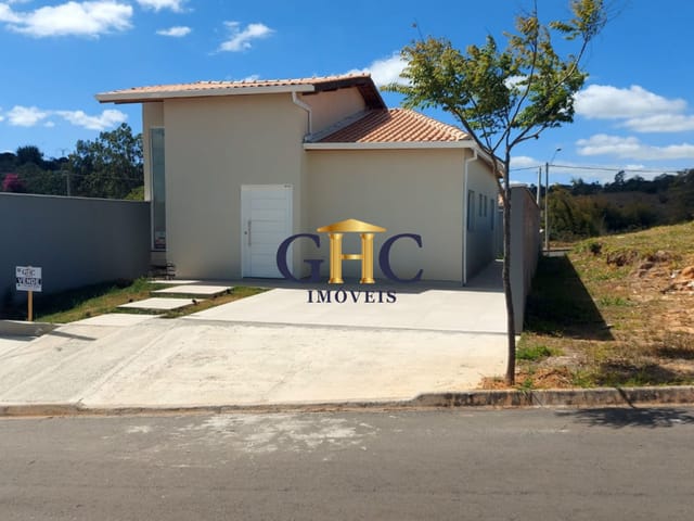 Casa à Venda em Jardim São Lucas, Salto de Pirapora SP