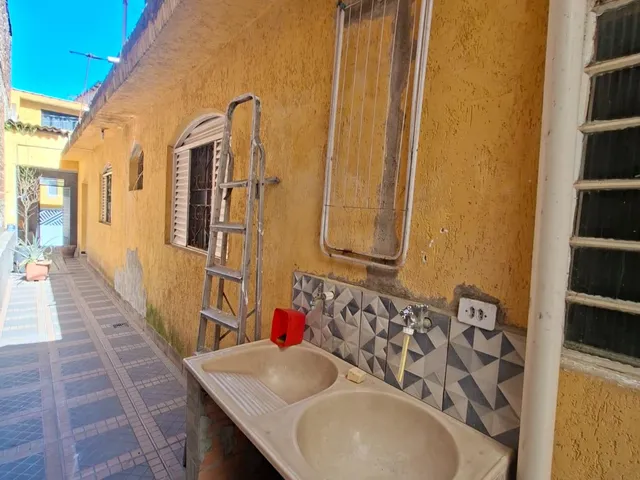 Casa 2 quartos e 1 banheiro, para alugar, no bairro Jardim Hebrom em São Paulo