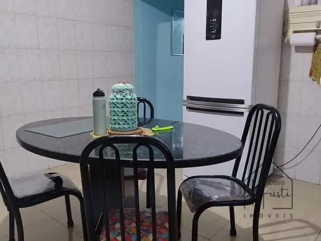 Casa com 190m² 3 quartos e 2 banheiros, à venda, no bairro Quinta dos Angicos em Cotia