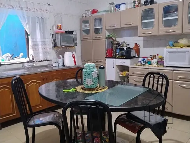 Casa com 190m² 3 quartos e 2 banheiros, à venda, no bairro Quinta dos Angicos em Cotia