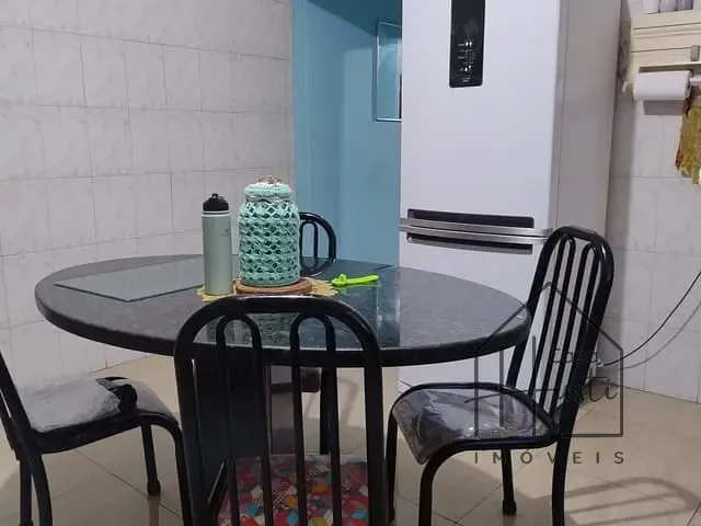 Casa com 190m² 3 quartos e 2 banheiros, à venda, no bairro Quinta dos Angicos em Cotia
