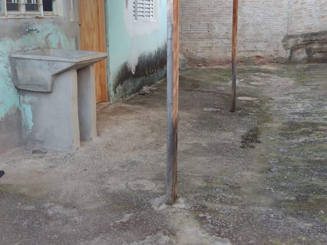 Casa com 75m² 2 quartos e 1 banheiro, para alugar, no bairro Jardim Lisa em Campinas