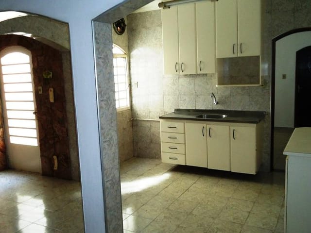 Foto do Casa - Edícula com 1 dormitório para alugar, 40 m² por R$ 650,00/mês - Jardim Colorado - São José dos Campos/SP | INDEPENDENCE NEGOCIOS IMOBILIARIOS LTDA
