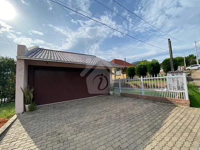 Casa com 116m² 2 quartos e 1 banheiro, à venda, no bairro Centro em Imigrante