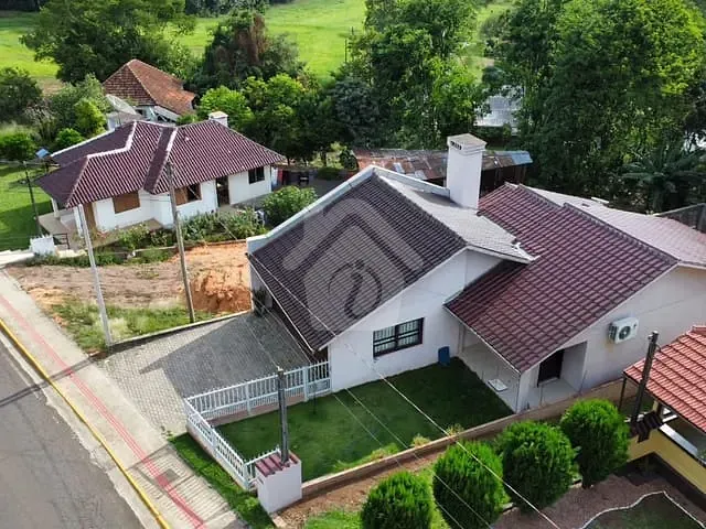Casa com 116m² 2 quartos e 1 banheiro, à venda, no bairro Centro em Imigrante