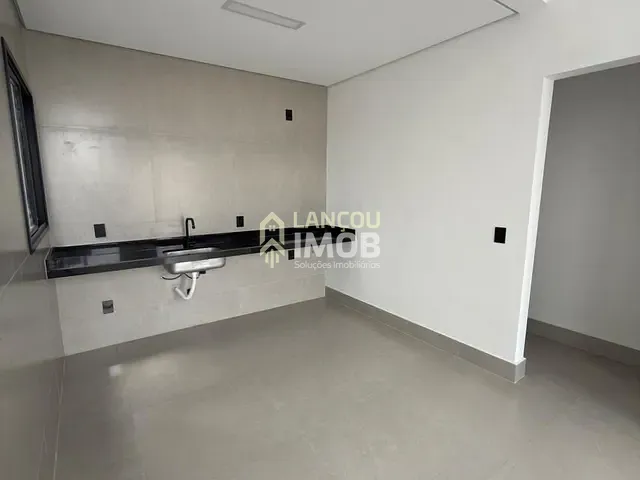 Casa com 126m² 3 quartos e 1 banheiro, à venda, no bairro Jardim Vale Verde em Jundiaí