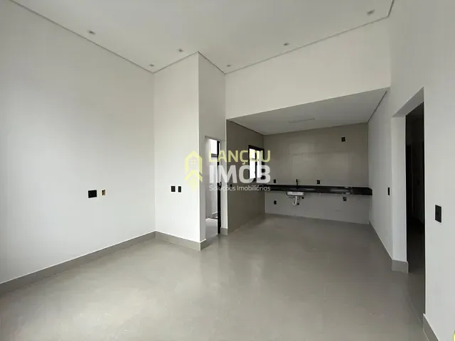 Casa com 126m² 3 quartos e 1 banheiro, à venda, no bairro Jardim Vale Verde em Jundiaí