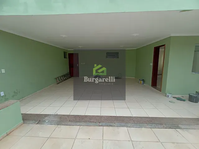 Casa 3 quartos e 1 banheiro, para alugar, no bairro Nova Lavras em Lavras