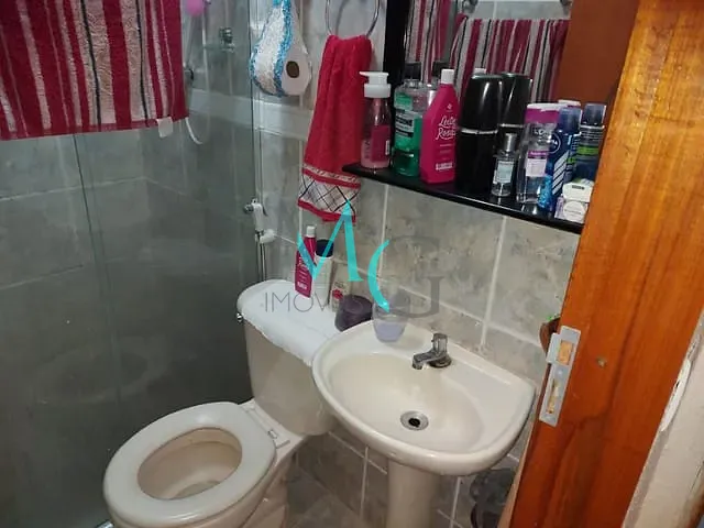 Casa 2 quartos e 2 banheiros, à venda, no bairro Senador Vasconcelos em Rio de Janeiro
