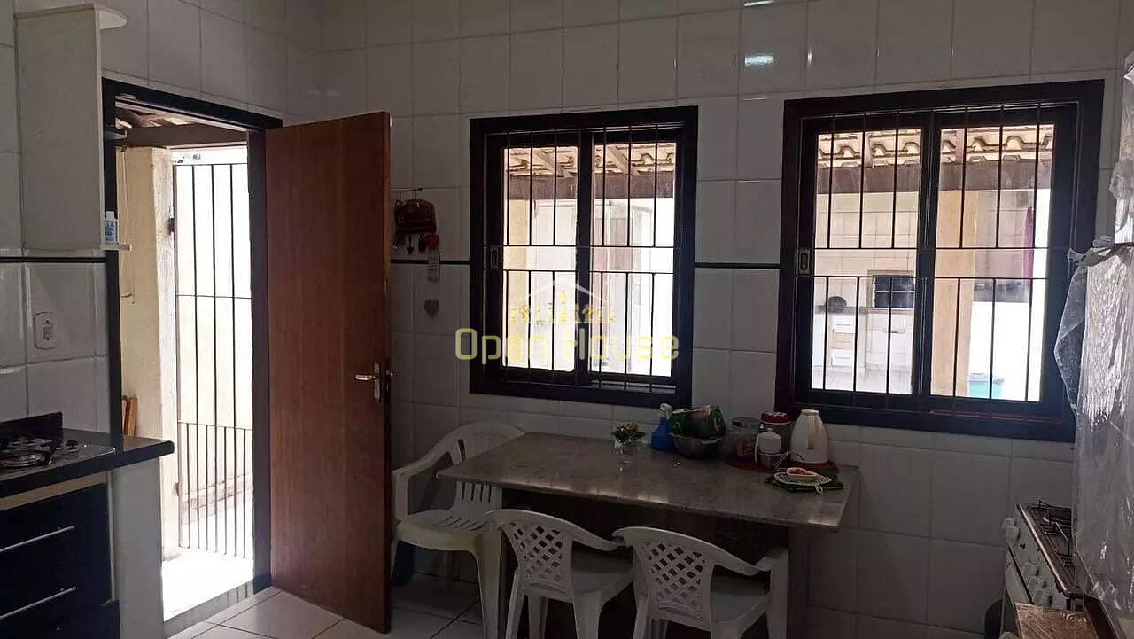 Casa, 3 quartos, 358 m² - Foto 4