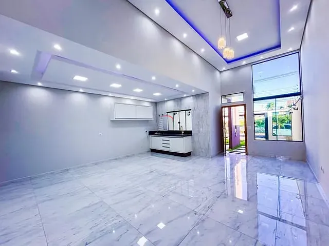 Casa com 232m² 3 quartos e 2 banheiros, à venda, no bairro Portal de Versalhes 1 em Londrina