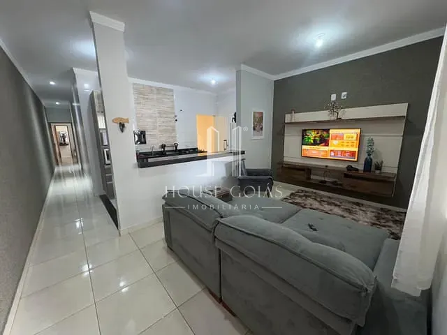 Casa com 180m² 3 quartos e 2 banheiros, à venda, no bairro Residencial Itaipu em Goiânia