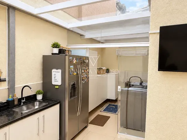 Casa 3 quartos e 3 banheiros, à venda, no bairro Vila Oliveira em Mogi das Cruzes