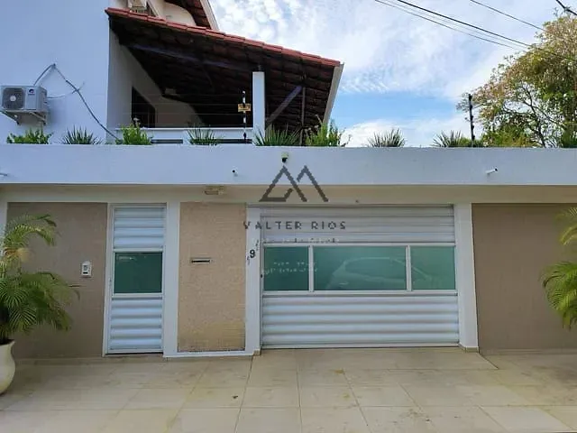 Casa 5 quartos e 3 banheiros, para alugar, no bairro Pontal em Ilhéus
