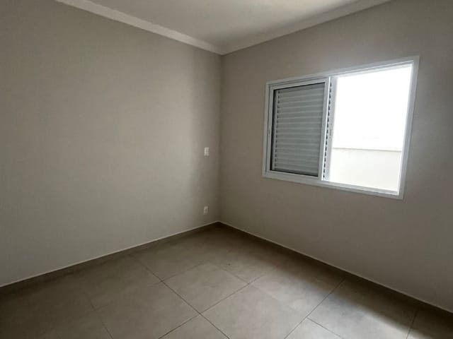 Casa 2 quartos e 1 banheiro, à venda, no bairro Campos Olivotti em Extrema