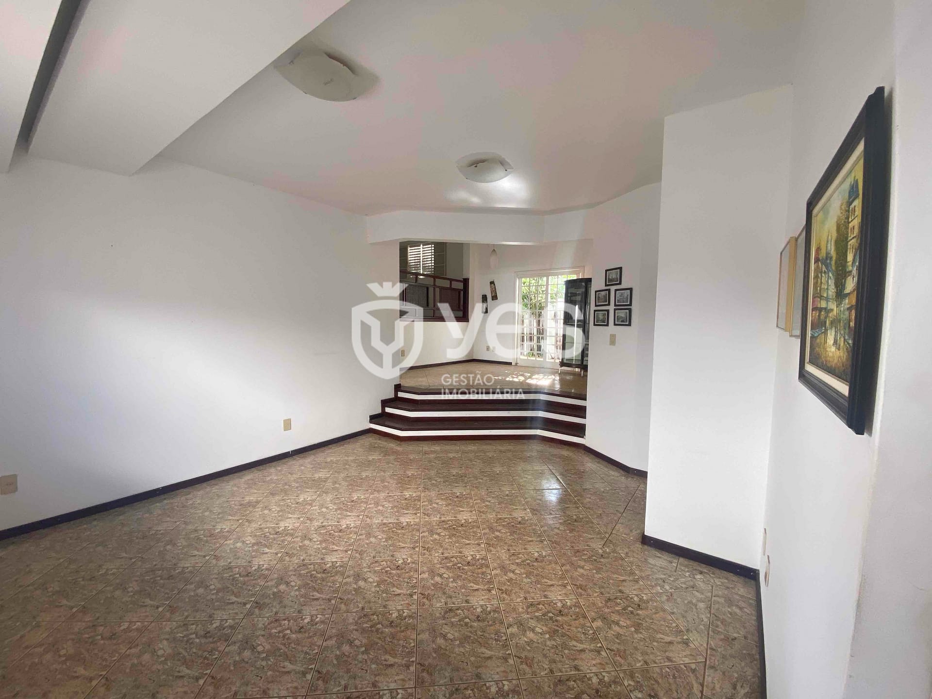 Casa, 3 quartos, 196 m² - Foto 2