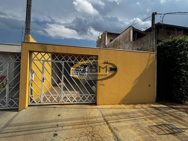 Casa com 188m² 3 quartos e 2 banheiros, para alugar, no bairro Brasília em Londrina
