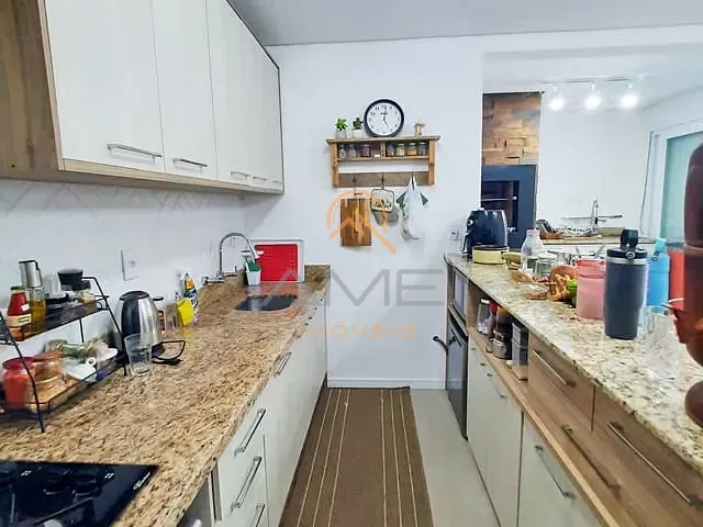 Casa 3 quartos e 3 banheiros, à venda, no bairro Areal em Pelotas