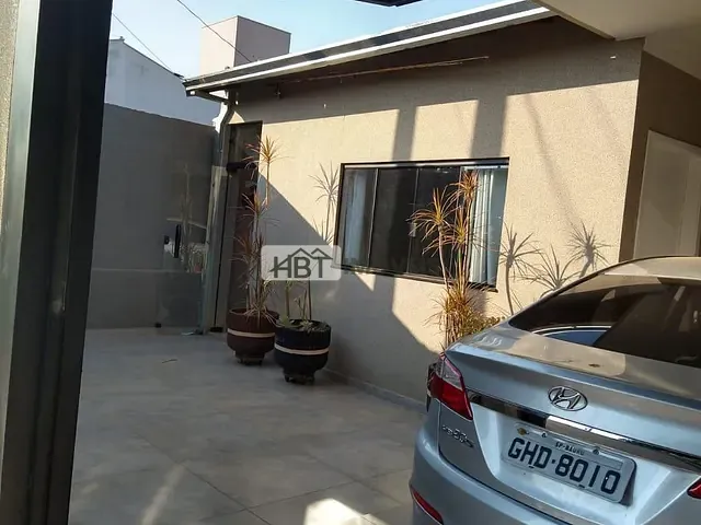 Casa 3 quartos e 2 banheiros, à venda, no bairro Parque São Geraldo em Bauru