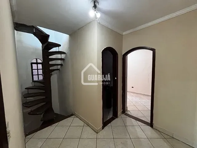 Casa com 65m² 3 quartos e 3 banheiros, à venda, no bairro Sítio Paecara (Vicente de Carvalho) em Guarujá