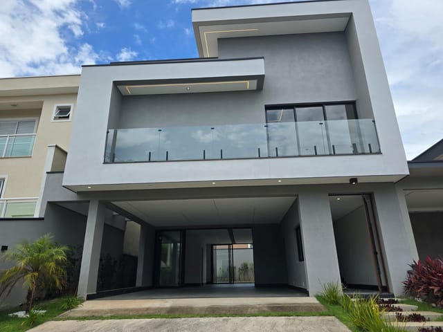 Casa com 255m² 3 quartos e 4 banheiros, à venda, no bairro Mogi Moderno em Mogi das Cruzes