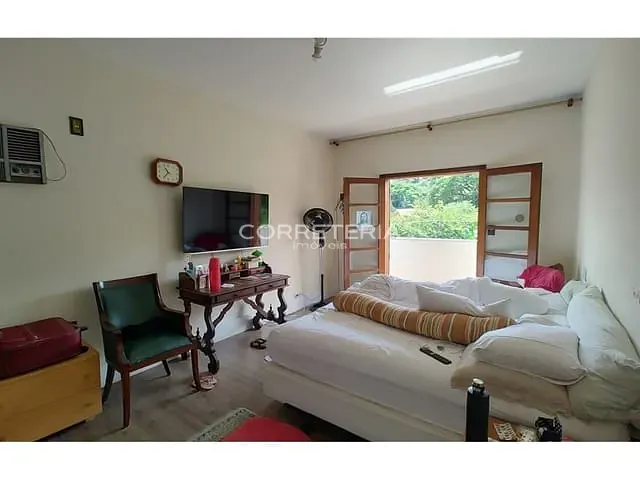 Casa 3 quartos e 6 banheiros, à venda, no bairro Jardim dos Estados em São Paulo